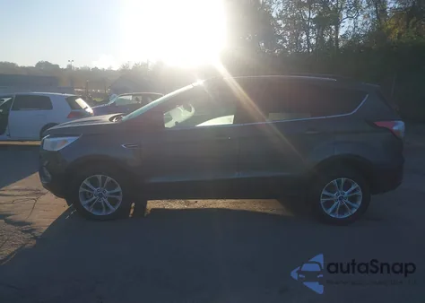 2017 Ford Escape Se из США, поврежденный, VIN 1FMCU9G98HUE28957